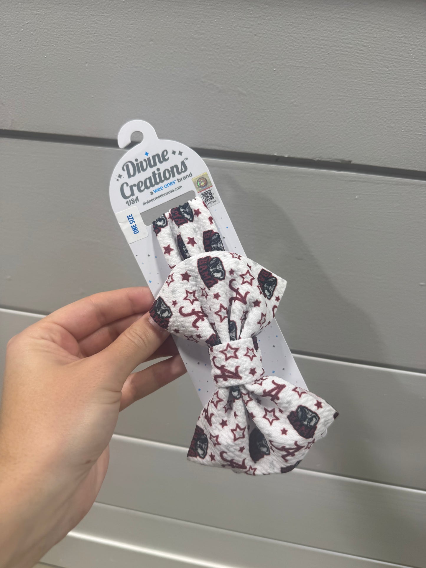 College Star Print Bowtie Textured Bama w Band
