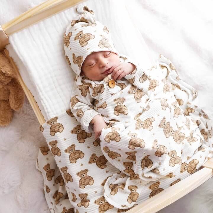 Beary Sweet Bamboo Waffle Newborn Baby Knot Gown