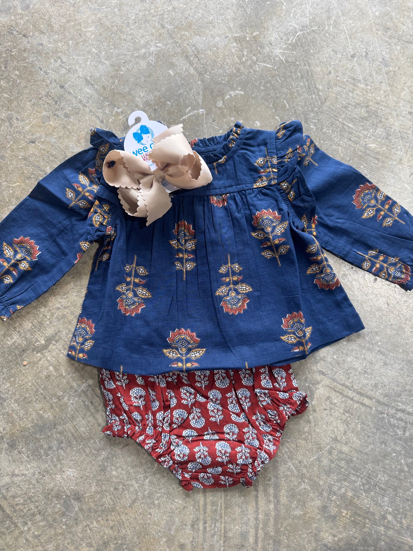 NAVY FLORAL PINAFORE SET