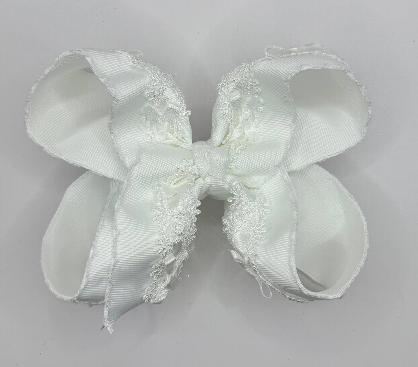 White Bow Lace Moonstitch