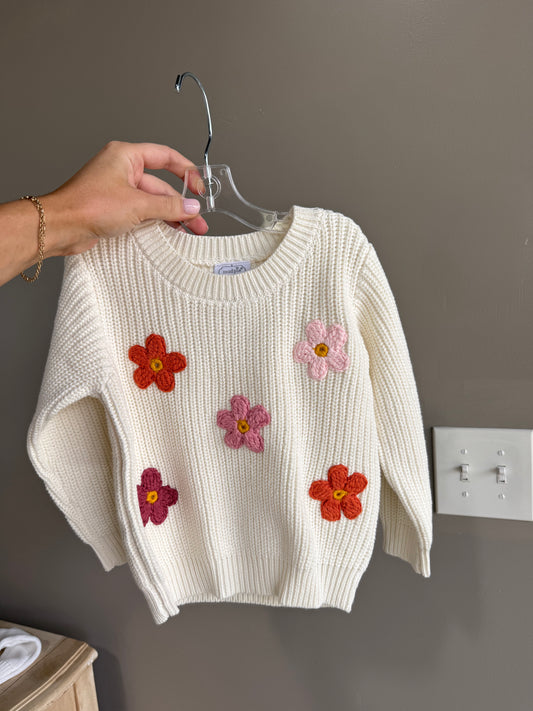 DAISY CREW NECK SWEATER