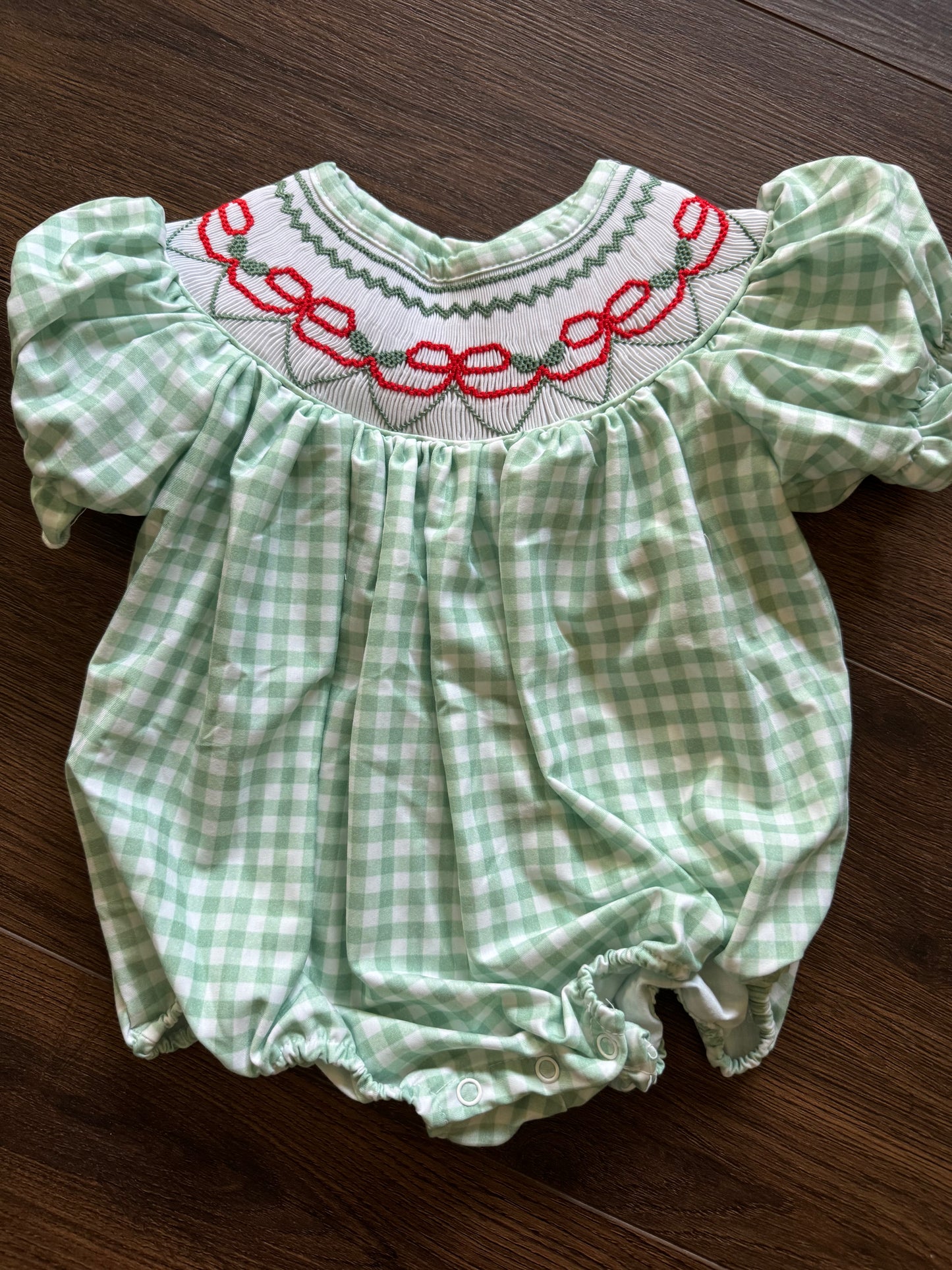 Red and Green Bubble