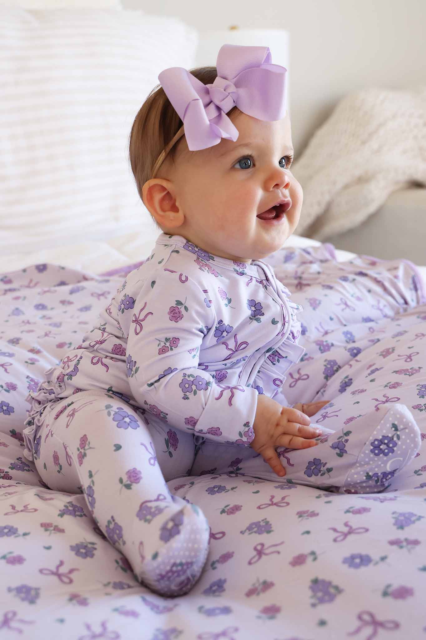 Ribbon & Roses Zipper Footie