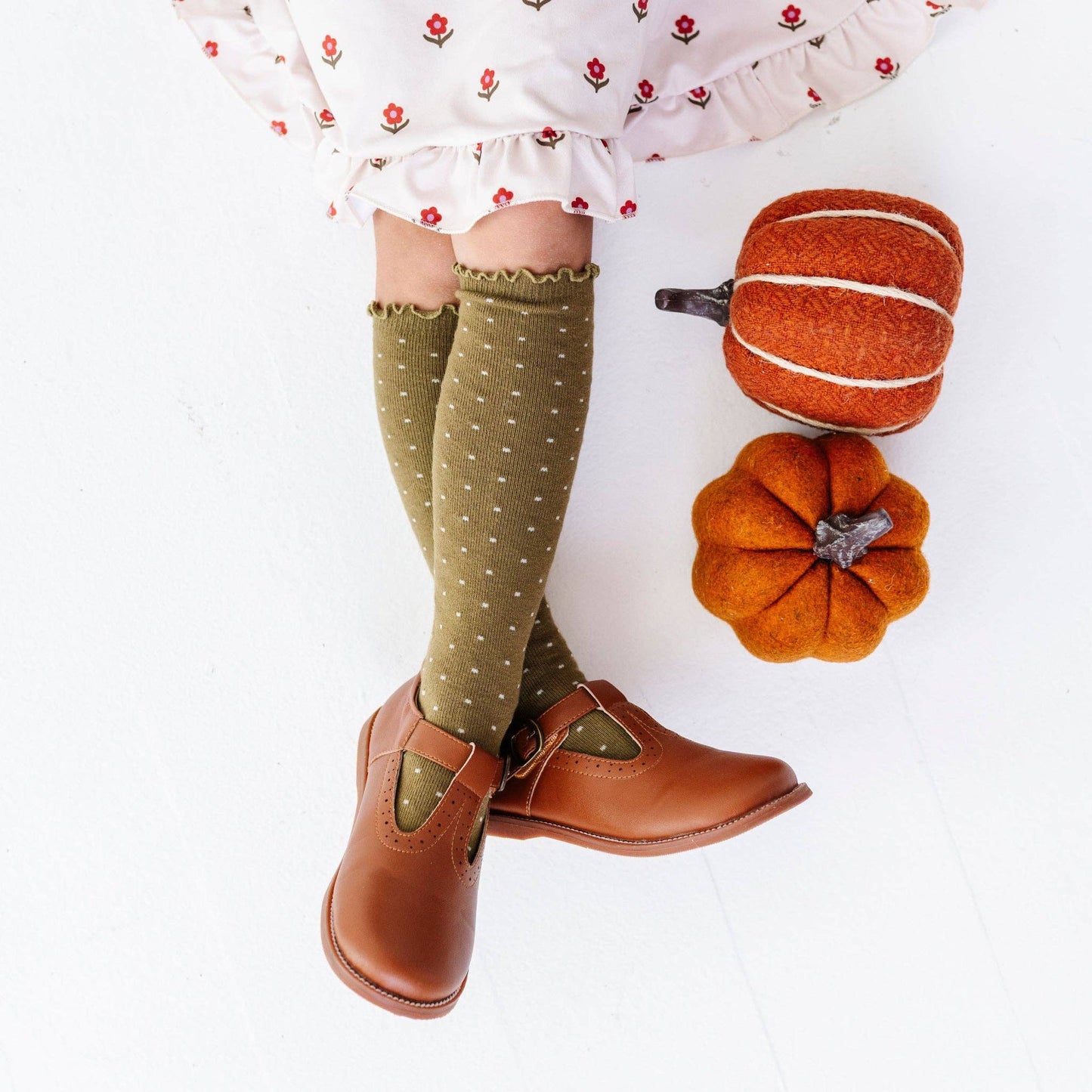 Dottie Knee Socks Olive